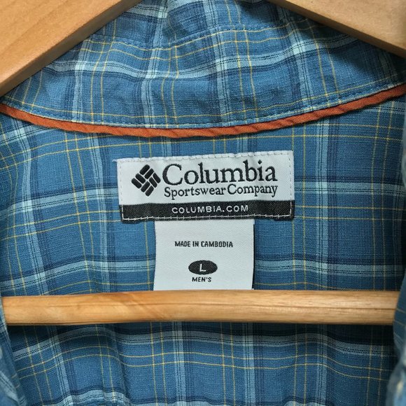 Men’s Columbia Short Sleeve Plaid Button-Down - Picture 7 of 9